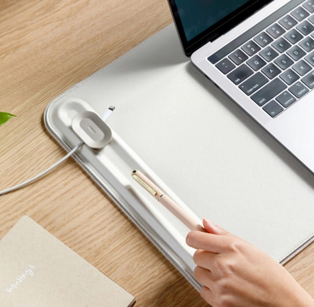 Orbitkey DESK MAT SLIM 角・エッジ