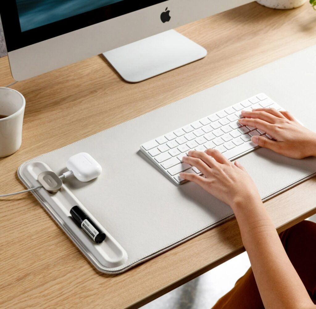 Orbitkey DESK MAT SLIM 使用例