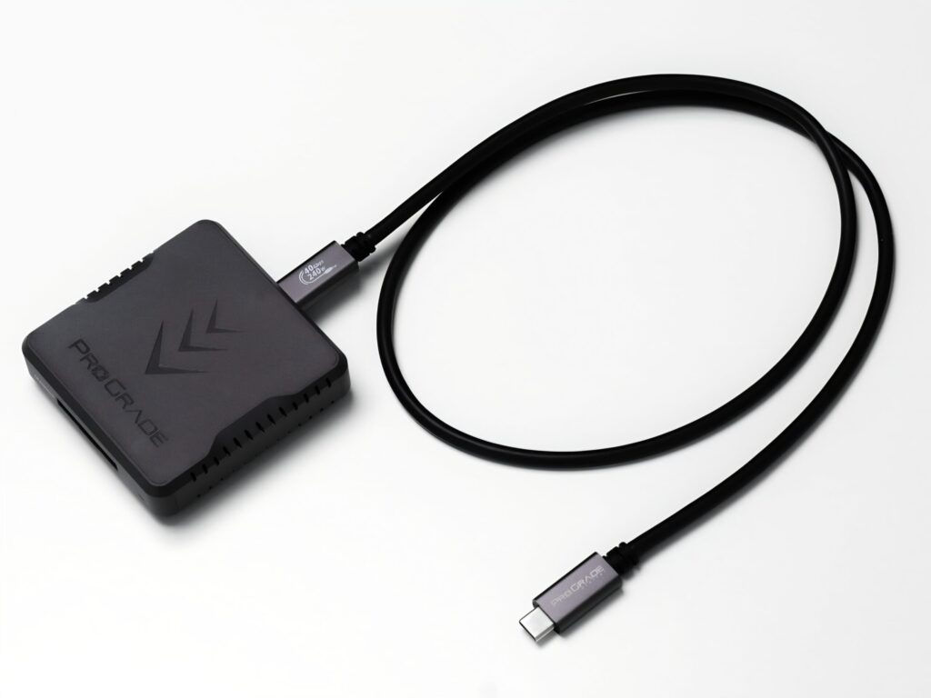 ProGrade Digital CFexpress 4.0 Type A USB4 シングルスロットカードリーダー